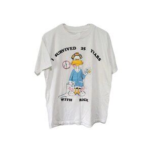 I Survived 25 Years With Rick T-shirt Large Unisex White Vintage 1990